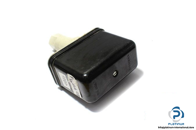 siemens-6KC3-102-0A-pressure-switch