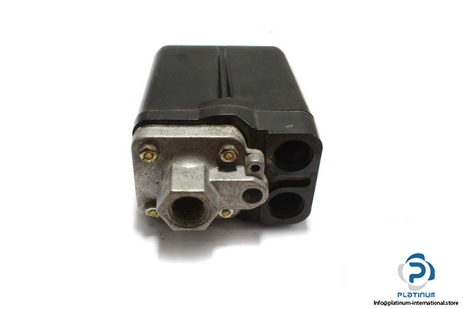condor-mdr-5_11k-902227-pressure-switch-2