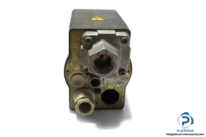 condor-mdr-3-ea-pressure-switch-2