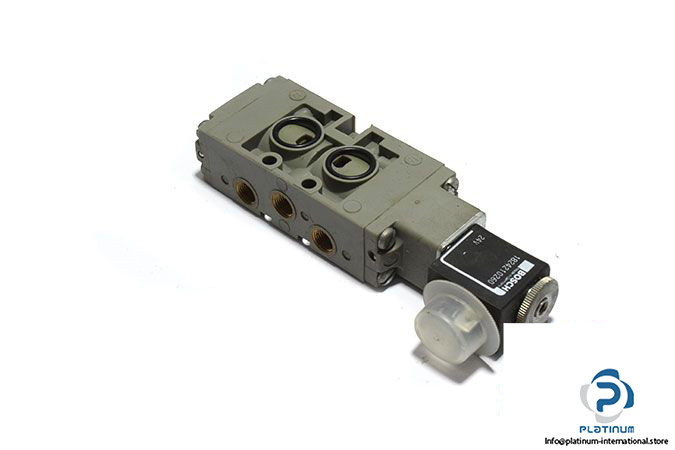 Bosch-0-820-022-013-solenoid-valve