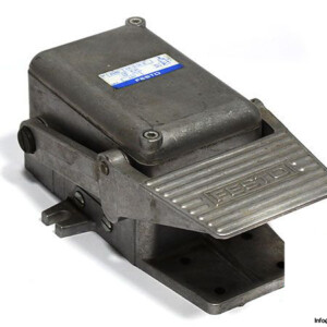 festo-8986-foot-valve-with-detent