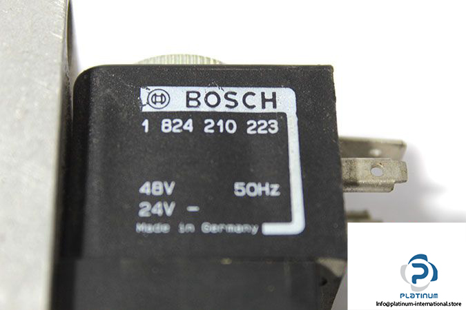 bosch-0820033026-solenoid-valve-2