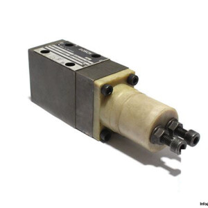 Bosch 0 811 106 033 Pressure Relief Valve