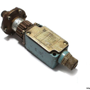 Telemecanique XM2-JM012 Pressure Switch