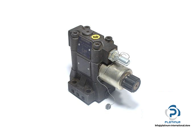 Denison-R4R03-591-32-P2G00-B1-026-37549-H-pressure-reducing-valve