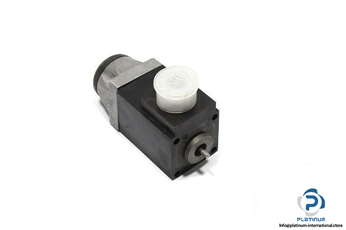 GU35-4-A-015-solenoid-coil