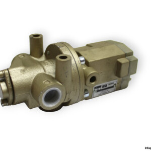 Ross-D2773B4011-single-solenoid-pilot-inline-valve-USED