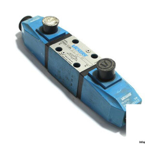 Vickers-DG4V-3-2N-M-U-H7-30-solenoid-operated-directional-valve