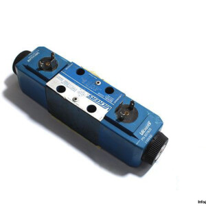 Vickers-DG4V-3-6C-M-U-A6-60-solenoid-operated-directional-valve