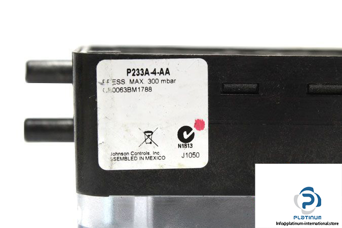 johnson-p233a-4-aa-differential-pressure-switch-4