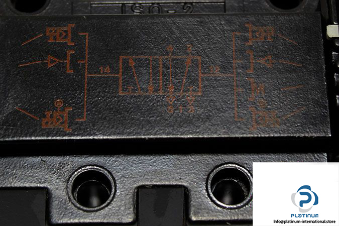univer-be-4720-double-solenoid-valve-4