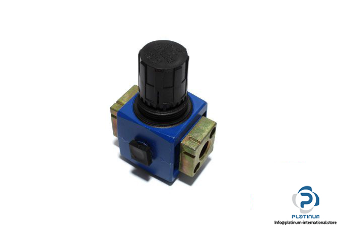cubeair-12-BAR-pressure-regulator