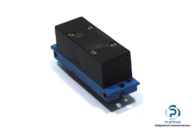 festo-8761-distributor-block