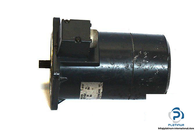 oriental-motor-E1437-464-reversible-motor