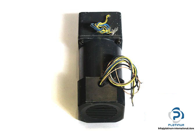 oriental-motor-cbi560r-802-clutchbrake-motor-2