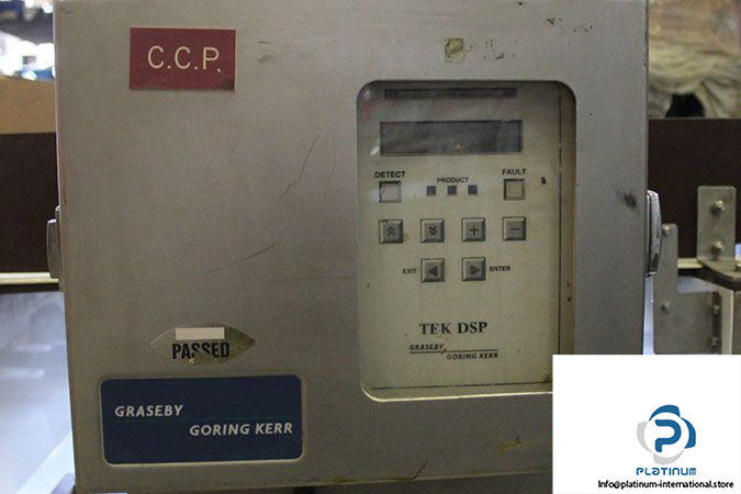goring-kerr-tek-dsp-metal-detector-7