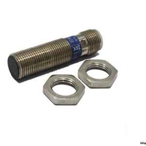 telemecanique-XS1N12PA340D-inductive-sensor