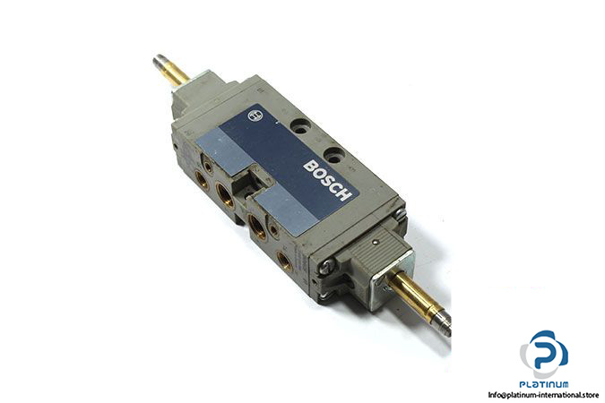 Bosch-0-820-023-995-double-solenoid-valve