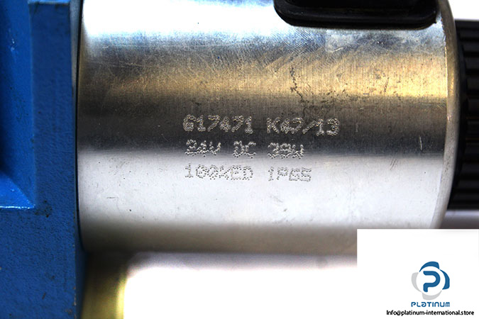 vickers-dg4v-5-2aj-m-u-h6-20-solenoid-operated-directional-valve-2