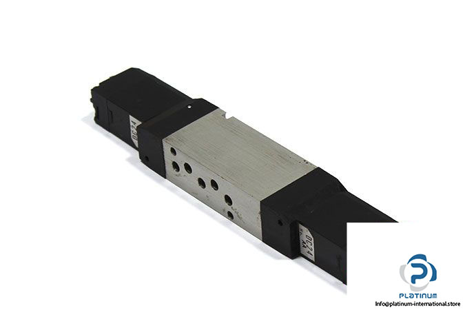 kuroda-pcd3413-nb-h24-double-solenoid-valve-1