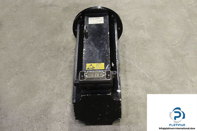 moog-flp33l-0760-20-s2-servo-motor-2