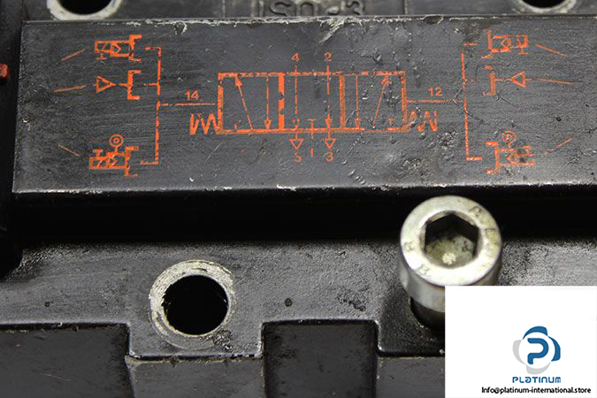 univer-be-5930-air-pilot-valve-3