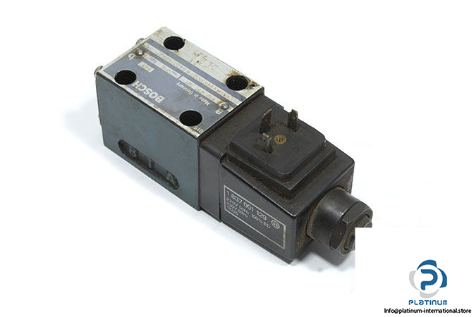 Bosch-0-810-091-101-solenoid-operated-directional-valve