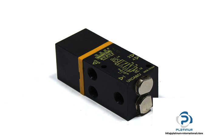 waircom-UKCA8_U-air-pilot-valve