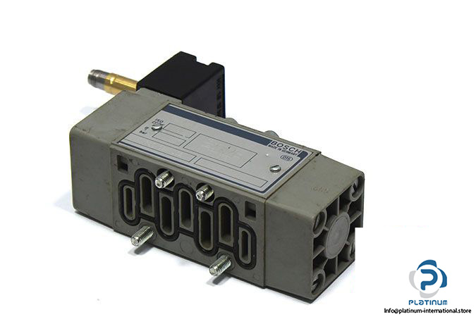 bosch-0-820-024-002-single-solenoid-valve-1
