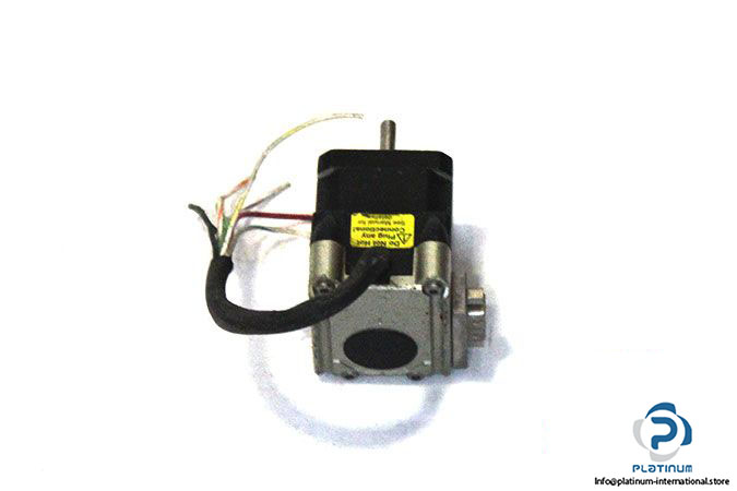 schneider-ilt2a422mb1a-stepper-motor-2
