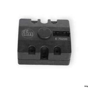 ifm-e-70200-splitter-box-new
