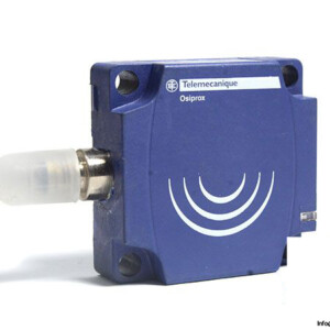 Telemecanique XS7C1A1PBM8 Inductive Sensor