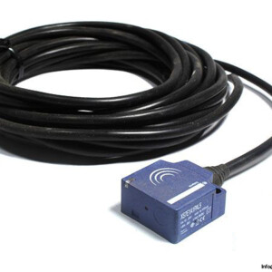 telemecanique-XS7E1A1PAL5-inductive-sensor