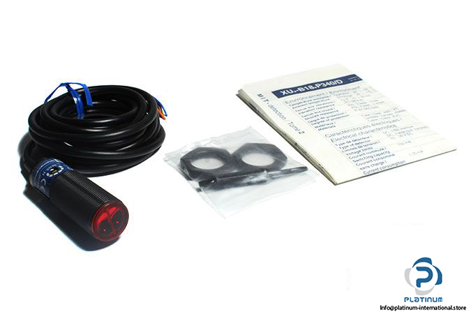 telemecanique-XU8B18PP340-photoelectric-sensor