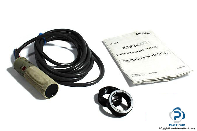 omron-E3F2-DS10C4-N-cylindrical-photoelectric-sensor