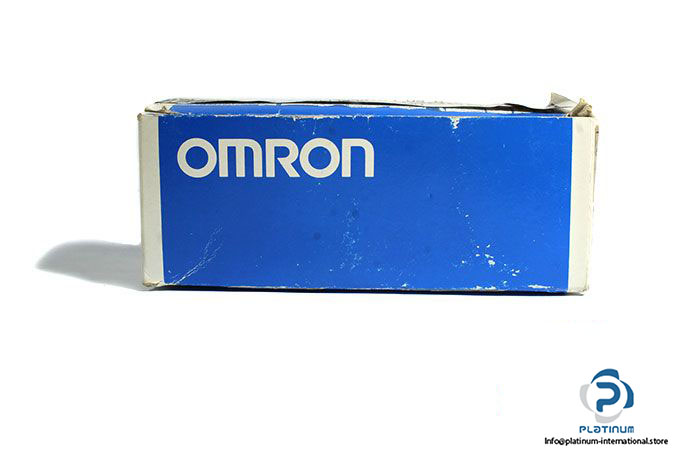 omron-e3f2-ds10c4-n-cylindrical-photoelectric-sensor-1