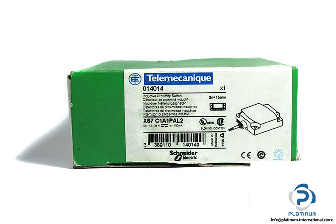 telemecanique-xs7c1a1pal2-inductive-sensor-1