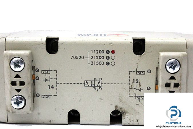 metal-work-7052011200-pneumatic-valve-2