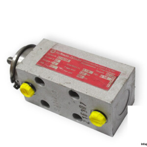 Hanchen S114758 Hydraulic Cylinder