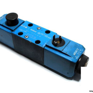 Vickers DG4V 3 3C M U H7 60 Solenoid Operated Directional Valve