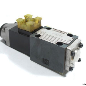 Rexroth 4WE 6 D52/AG24NZ4 Solenoid Operated Directional Valve