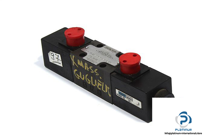 Denison-3D03-35-B10-0303-10C1G0Q330-solenoid-operated-directional-valve