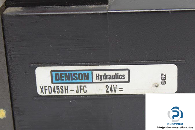 denison-3d03-35-b10-0303-10c1g0q330-solenoid-operated-directional-valve-2