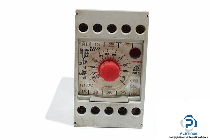 dold-ai-360-0082_10-time-relay-2