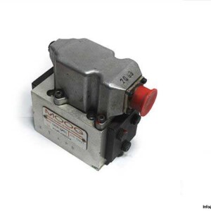 Moog D631-236C Servo Control Valve