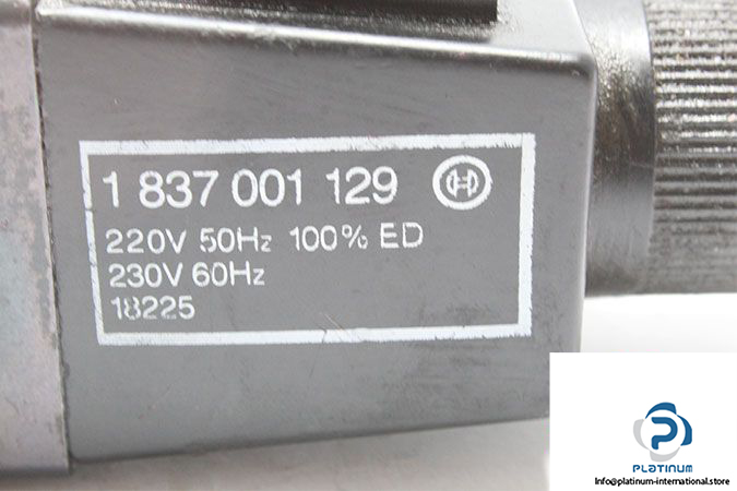 bosch-0-810-091-061-solenoid-operated-directional-valve-2