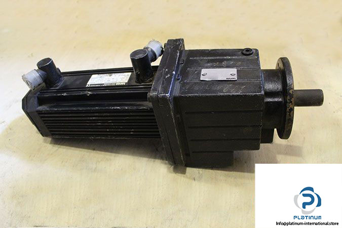 lenze-MDSKARS056-22-GST05-2YVCK-056-servo-motor