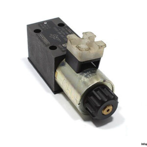 Denison-4D01-3101-0601-B1G0Q-solenoid-operated-directional-valve