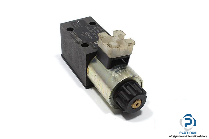 Denison-4D01-3101-0601-B1G0Q-solenoid-operated-directional-valve