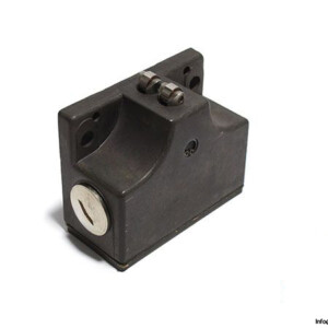 euchner-SN02R12-502-limit-switch